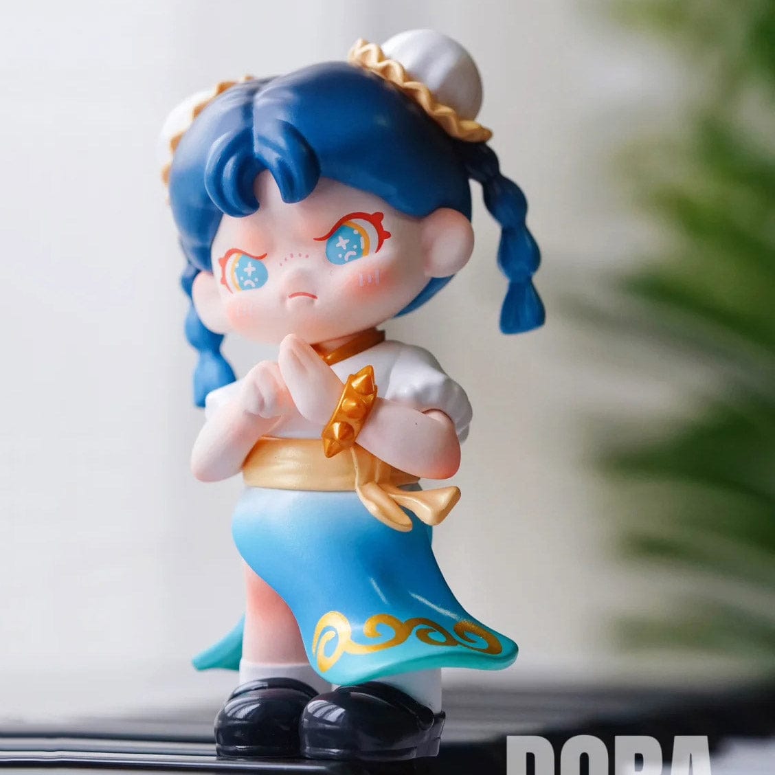 DORA Strangers Stay Away Series【TNT】