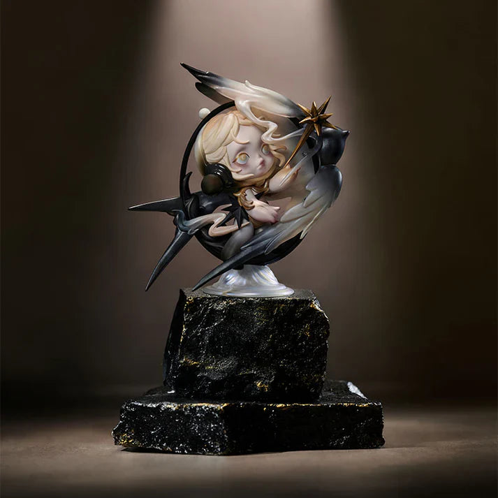 【Sale】SKULLPANDA The Longitude and Latitude of Light Figure