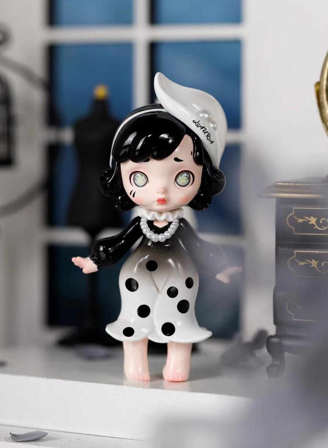 Laura The Charm Of Faded Hues Series Blind Box【Toycity】